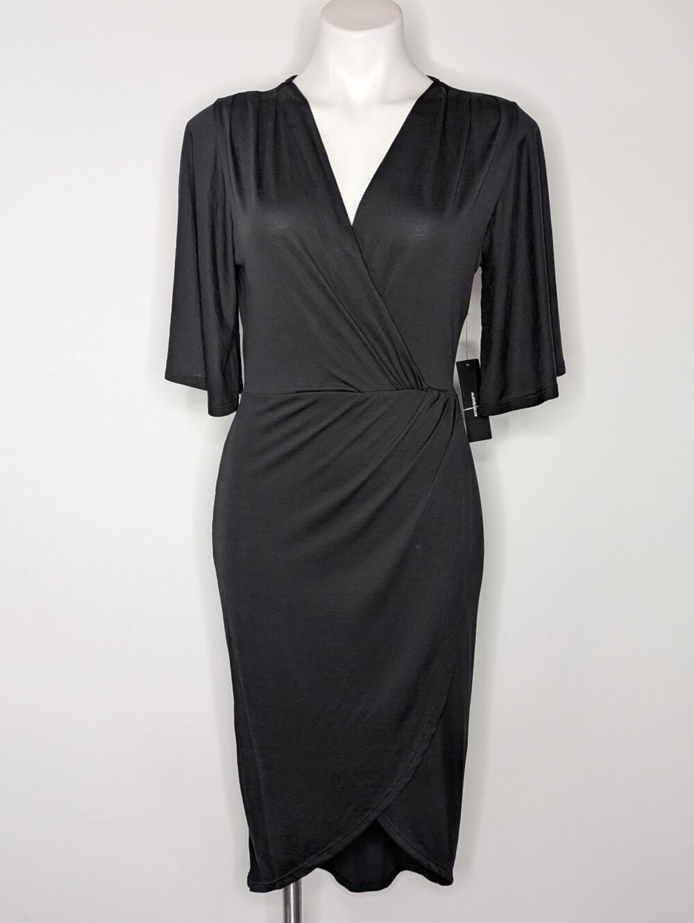 NWT Lulus Blank V Neck Short Sleeve Pencil Dress S